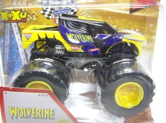 画像: 2013 MONSTER JAM included CRUCHABLE CAR! 【WOLVERINE】 YELLOW (1ST EDITIONS)