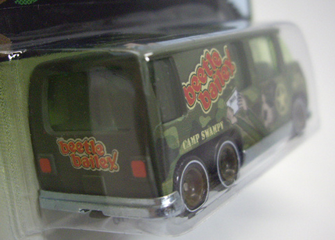 画像: 2013 POP CULTURE - KING FEATURES SYNDICATE 【GMC MOTORHOME】 GREEN CAMO/RR (BEETLE BAILEY)