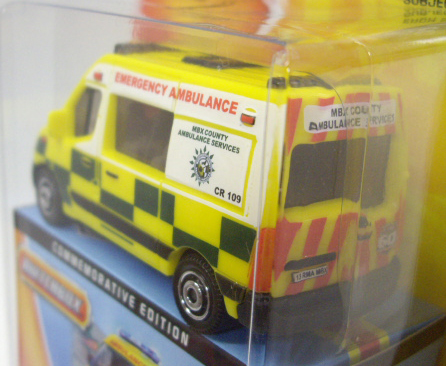 画像: 2013 MATCHBOX 60th ANNIVERSARY 【RENAULT MASTER AMBULANCE】 YELLOW