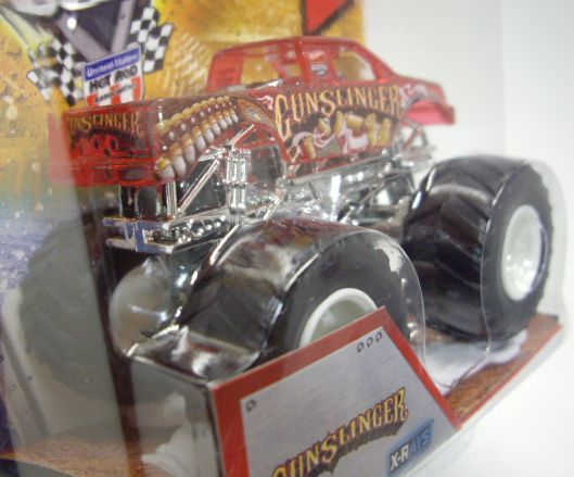 画像: 2013 MONSTER JAM included CRUCHABLE CAR! 【GUN SLINGER】 CLEAR RED (X-RAYS)