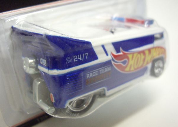 画像: 13th Annual Collector's NATIONALS 【VW DRAG BUS with light bar】 RACE TEAM WHITE/RR (3000台限定） 