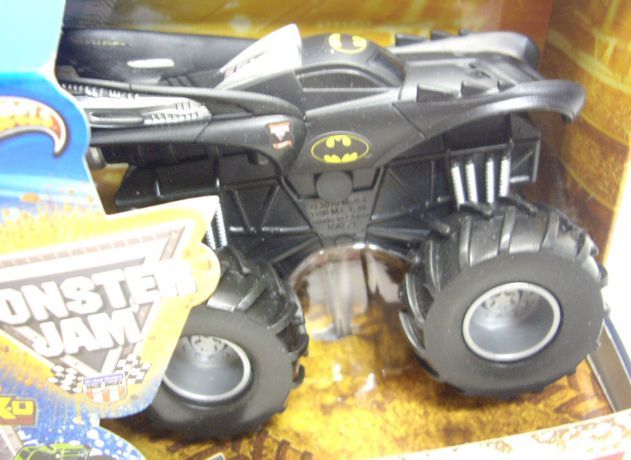 画像: 1/43 MONSTER JAM - REV TREDZ 【BATMOBILE】 FLAT BLACK