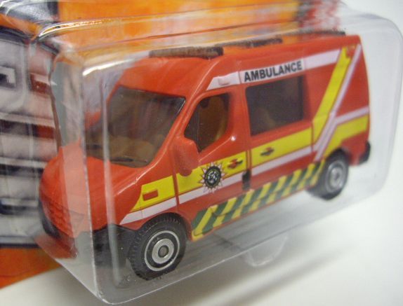 画像: 2013 【RENAULT MASTER AMBULANCE】 RED (NEW CAST)