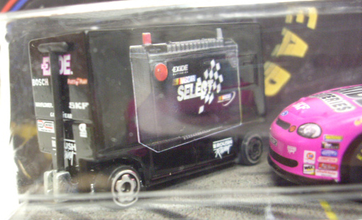 画像: 2000 HOT WHEELS RACING PIT CREW 【#99 TEAM EXIDE ROUSH RACING/FORD TAURUS and TOOL BOX】　PINK-BLACK/RR