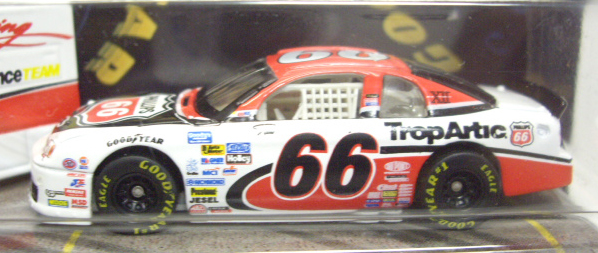 画像: 2000 HOT WHEELS RACING PIT CREW 【#66 TEAM PHILLIPS 34 RACING/CHEVROLET MONTE CARLO and TOOL BOX】　WHITE/RR