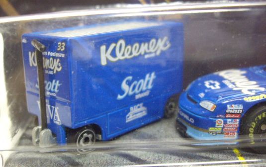 画像: 1998 HOT WHEELS PRO RACING PIT CREW 【#33 TEAM KLEENEX TIM FEDEWA/CHEVROLET MONTE CARLO and TOOL BOX】　BLUE/RR