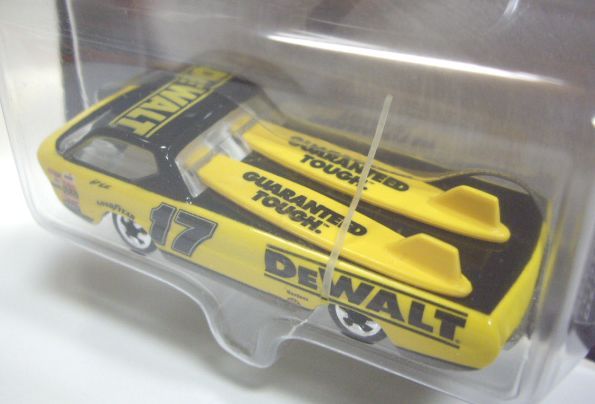 画像: 2001 HOT WHEELS RACING DEORA SERIES 【#17 DE WALT】 YELLOW/BW