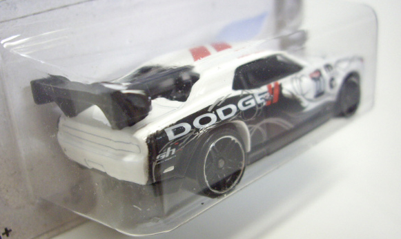 画像: 2013 TREASURE HUNTS 【DODGE CHALLENGER DRIFT CAR】 WHITE/PR5