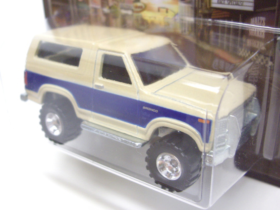 画像: 2013 HW BOULEVARD 【'85 FORD BRONCO 4X4】 CREAM/RR (NEW CAST)