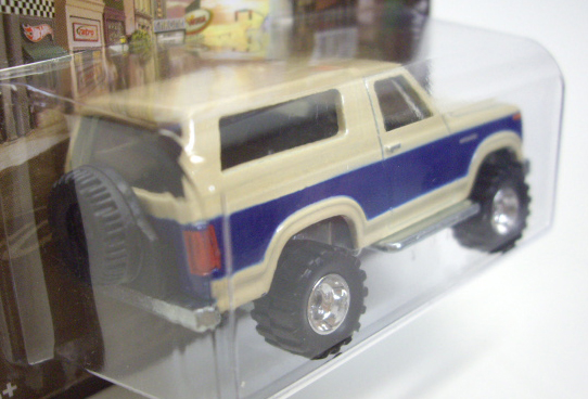 画像: 2013 HW BOULEVARD 【'85 FORD BRONCO 4X4】 CREAM/RR (NEW CAST)