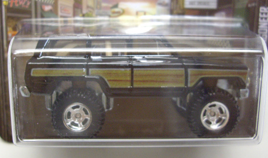 画像: 2013 HW BOULEVARD 【1988 JEEP WAGONEER】 BLACK/RR (NEW CAST)