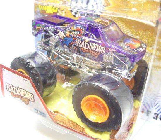 画像: 2013 MONSTER JAM included CRUCHABLE CAR! 【BAD NEWS TRAVELS FAST】 CLEAR PURPLE (X-RAYS)