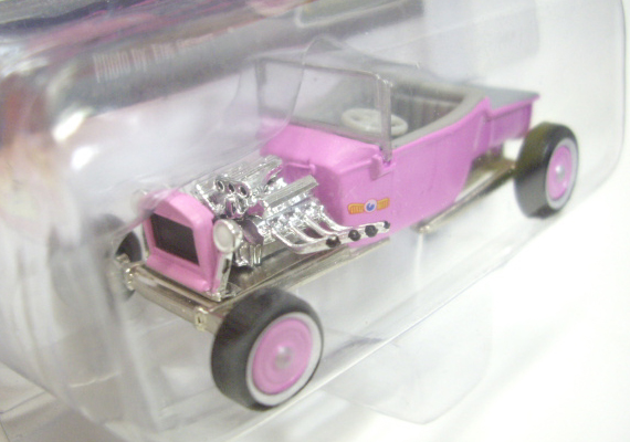 画像: 2004 JOHNNY LIGHTNING CLASSIC GOLD COLLECTION 【FORD 1923 T-BUCKET】 PINK/RR