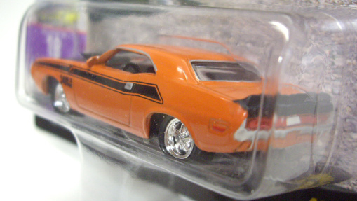 画像: 1998 JOHNNY LIGHTNING - MUSCLE CARS USA 【1970 DODGE CHALLENGER T/A】　ORANGE