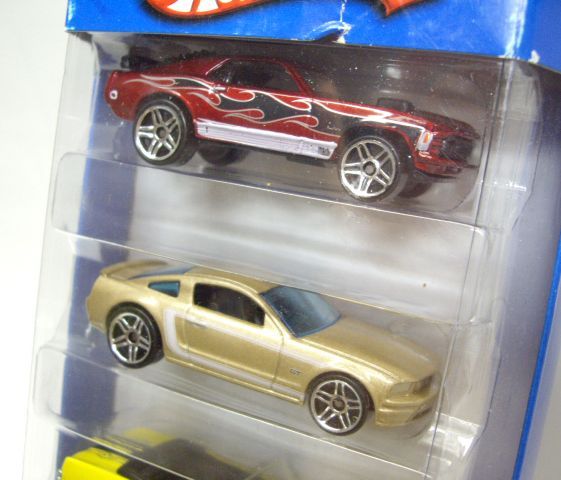画像: 2007 5PACK 【MUSTANG】　Mustang Mach I / 2005 Ford Mustang GT / '65 Mustang Convertible / Mustang Cobra / 1968 Mustang ('Tooned) 