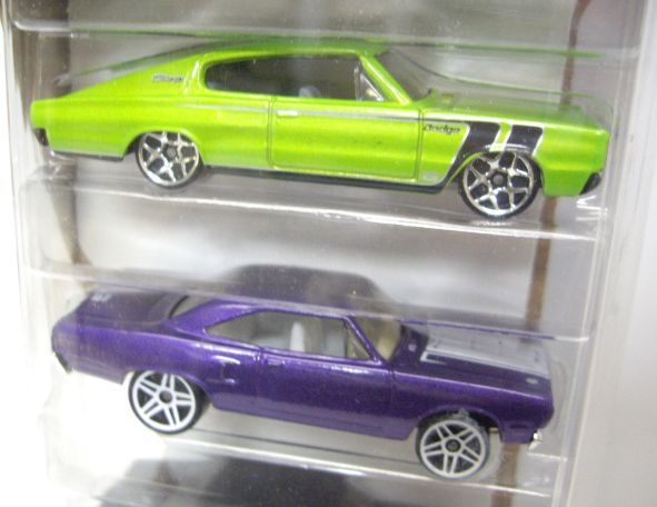 画像: 2005 5PACK 【MUSCLE MANIA】　'67 Dodge Charge//'70 Plymouth Roadrunner/'70 Chevelle SS/'68 Cougar/Olds 442 W-30r