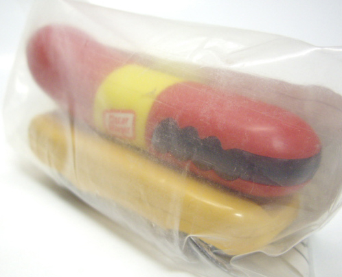 画像: BAGGIE - 1992 OSCAR MAYER PROMO 【OSCAR MAYER WIENERMOBILE】　RED-TAN/BW (RARE WHEELS)