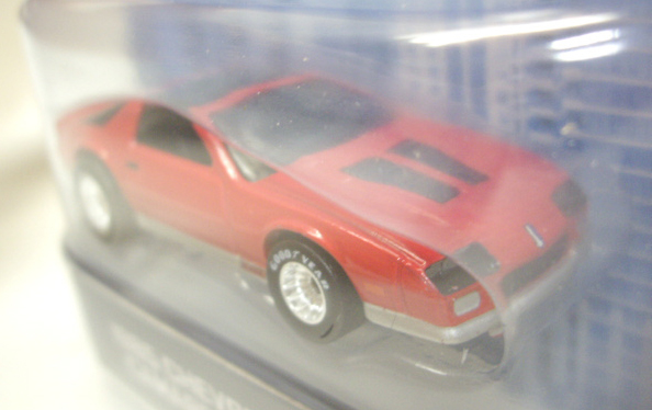 画像: 2013 RETRO ENTERTAINMENT 【1985 CHEVROLET CAMARO IROC-Z】 RED/RR (SIMON&SIMON) 