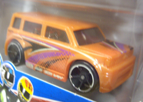 画像: 2013 HOT WHEELS 3 【F1 RACER/VW BEETLE/SCION xB(EX)】　