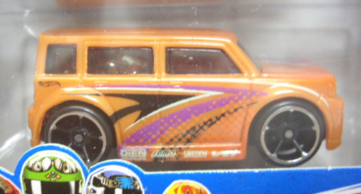 画像: 2013 HOT WHEELS 3 【F1 RACER/VW BEETLE/SCION xB(EX)】　