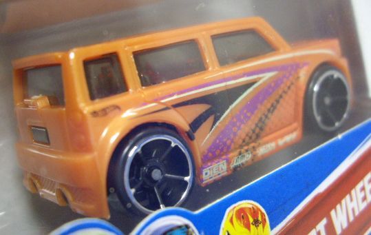 画像: 2013 HOT WHEELS 3 【F1 RACER/VW BEETLE/SCION xB(EX)】　