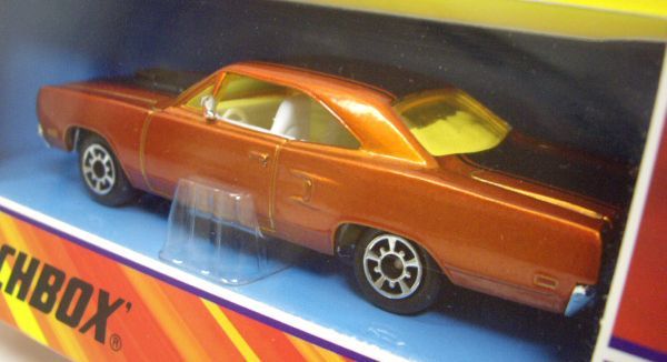 画像: 2006 1/43 SUPER KINGS  【1970 PLYMOUTH ROAD RUNNER】 ORANGE (LIMITED 20,500)