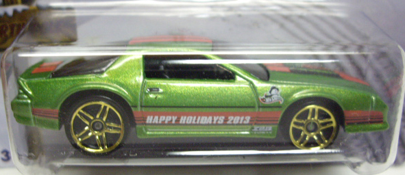 画像: 2013 WALMART EXCLUSIVE HOLIDAY HOT RODS 【1985 CHEVROLET CAMARO IROC-Z】 GREEN/PR5