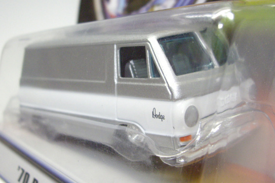 画像: 2008 1/50 CUSTOM CLASSICS 【'70 DODGE A100】　SILVER/RR