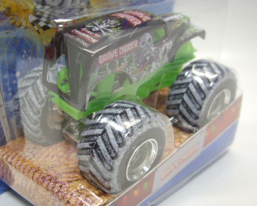 画像: 2013 MONSTER JAM - SPECIAL HOLIDAY EDITION! 【GRAVE DIGGER】 BLACK