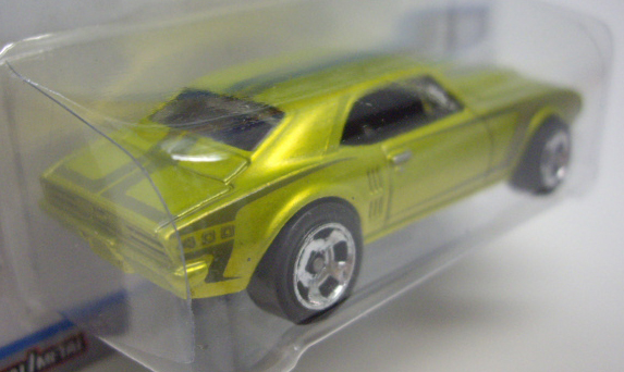 画像: 2014 COOL CLASSICS 【'67 PONTIAC FIREBIRD 400】 SPEC.FROST LIME/RS (台紙のOTTOがオレンジ）