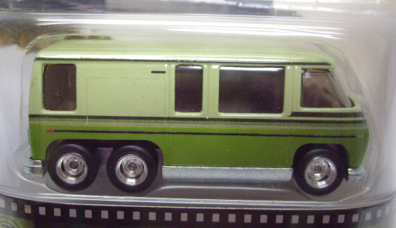 画像: 2014 RETRO ENTERTAINMENT 【GMC MOTORHOME】 GREEN/RR (STRIPES)