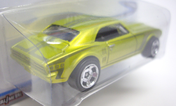 画像: 2014 COOL CLASSICS 【'67 PONTIAC FIREBIRD 400】 SPEC.FROST LIME/RS (台紙のOTTOがピンク）