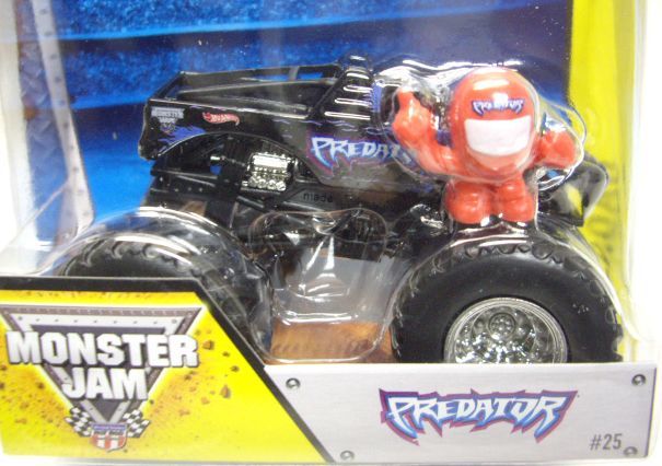 画像: 2014 MONSTER JAM included MONSTER JAM FIGURE! 【PREDATOR】 BLACK