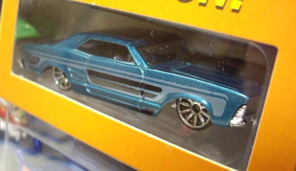 画像: 2014 HOT WHEELS 9CAR GIFT PACK 【1964 BUICK RIVIERA】　AQUA/10SP