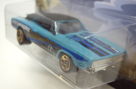 画像: 2014 WALMART EXCLUSIVE - HW ROAD TRIPPIN' 【'69 DODGE CHARGER】　LT.BLUE/5SP