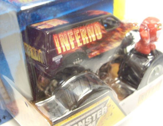 画像: 2014 MONSTER JAM included MONSTER JAM FIGURE! 【INFERNO】 BLACK