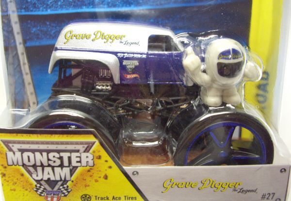 画像: 2014 MONSTER JAM included MONSTER JAM FIGURE! 【GRAVE DIGGER THE LEGEND】 SILVER-BLUE (TRACK ACE TIRES)