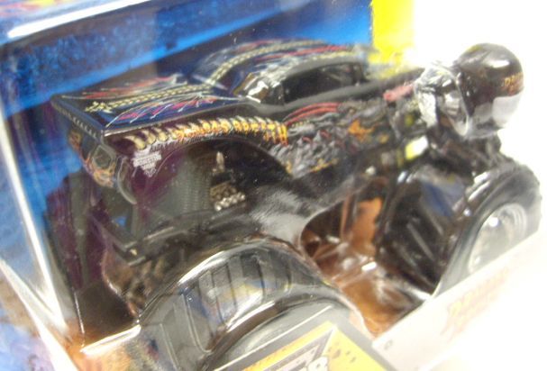 画像: 2014 MONSTER JAM included MONSTER JAM FIGURE! 【DRAGON BREATH】 BLACK