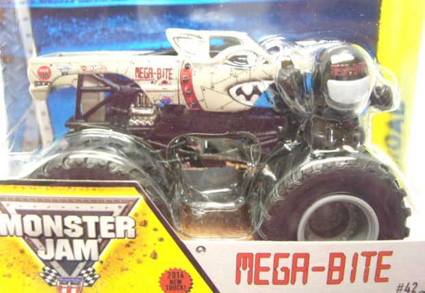 画像: 2014 MONSTER JAM included MONSTER JAM FIGURE! 【MEGA-BITE】 BEIGE (2014 NEW TRUCK!)