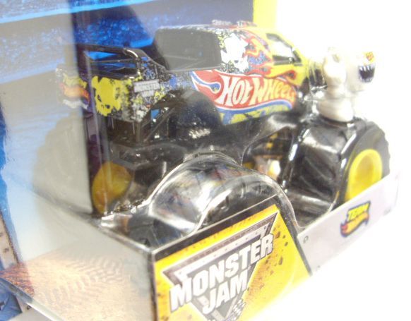 画像: 2014 MONSTER JAM included MONSTER JAM FIGURE! 【TEAM HOT WHEELS FIRESTORM】 BLACK