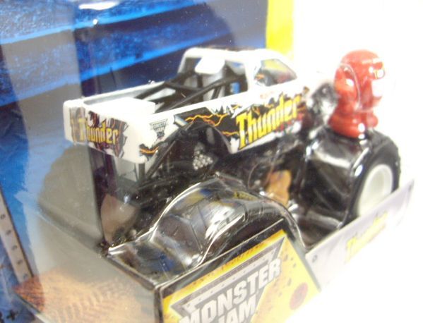 画像: 2014 MONSTER JAM included MONSTER JAM FIGURE! 【THUNDER 4X4】 WHITE (2014 NEW TRUCK!)