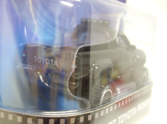 画像: 2014 RETRO ENTERTAINMENT 【1987 TOYOTA PICKUP】 RED/RR (BACK TO THE FUTURE)(予約不可）