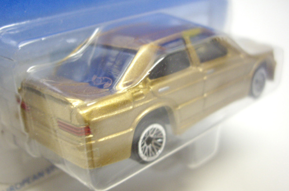 画像: 【MERCEDES 2.6】 GOLD/LACE (CORGI CAST)