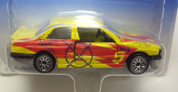 画像: 【BMW 325i】 YELLOW/LACE (CORGI CAST)