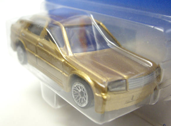 画像: 【MERCEDES 2.6】 GOLD/LACE (CORGI CAST)