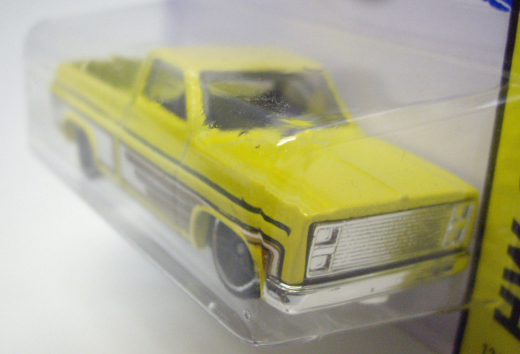 画像: 【'83 CHEVY SILVERADO】　YELLOW/PR5