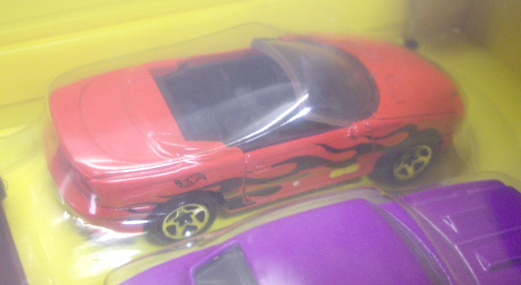 画像: 2001 KOOL TOYZ - POWER LAUNCER 【'67 CAMARO/CAMARO CONVERTIBLE】　MAGENTA/RED