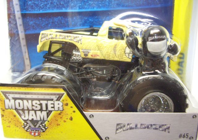 画像: 2014 MONSTER JAM included MONSTER JAM FIGURE! 【BULLDOZER】 LT.YELLOW