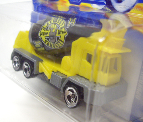 画像: 【OSHKOSH CEMENT TRUCK】　YELLOW-BLACK/3SP