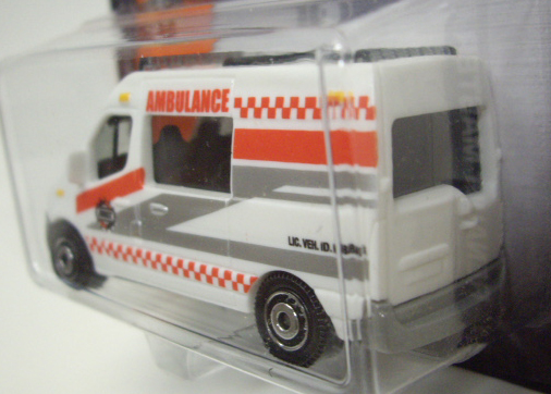 画像: 2014 【RENAULT MASTER AMBULANCE】 WHITE